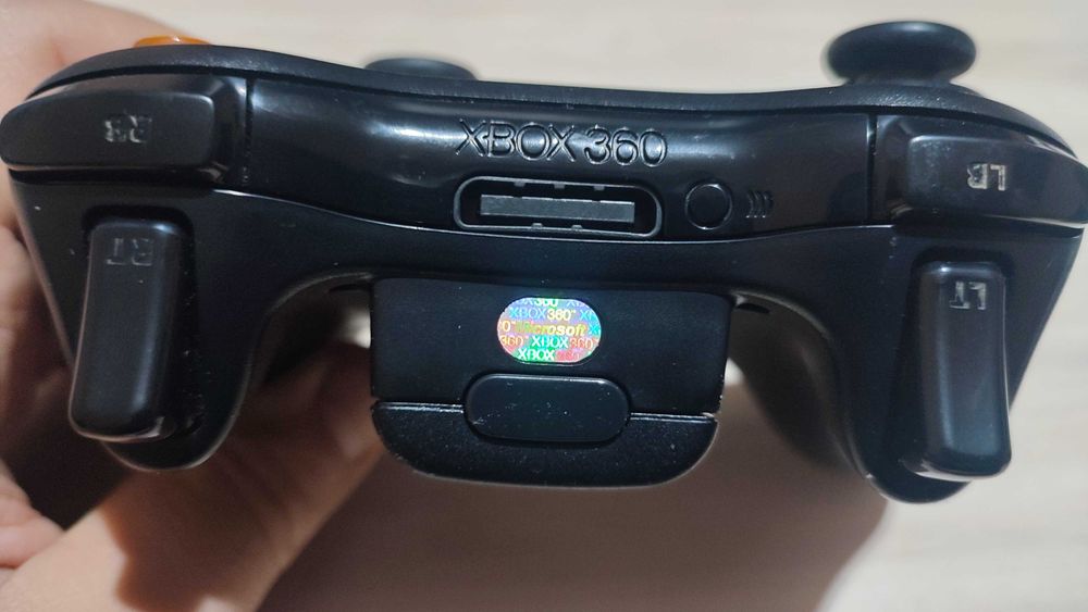 Xbox 360 контролер оригинален
