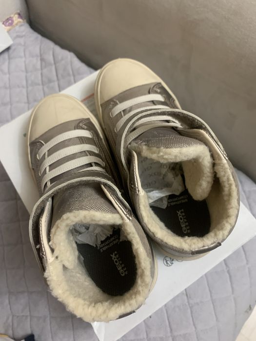 Продам полуботинки Geox 31р новые дл девочки