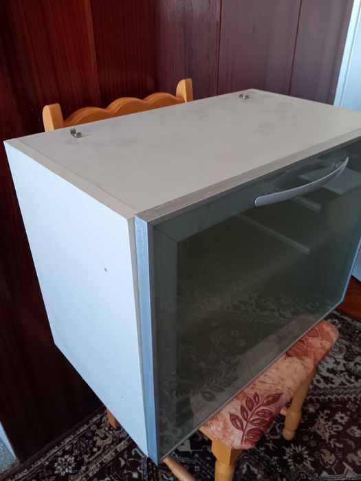 Кухненски модулни шкафове- 2 броя.