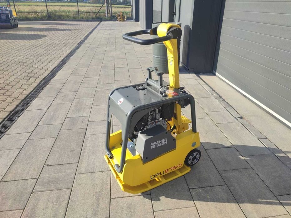 Placa vibratoare reversibila Wacker Neuson DPU 3750 Hts