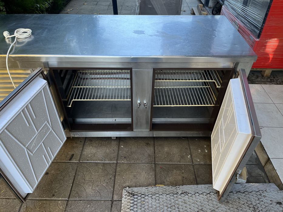 Хладилна маса хладилна