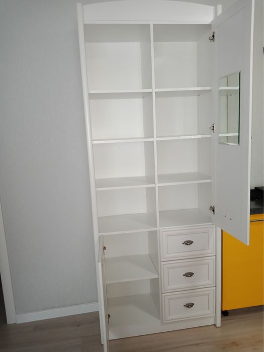 Продам шкаф в отличном состоянии