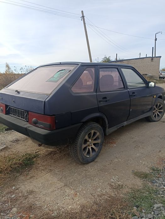 Продам ваз 2109 .