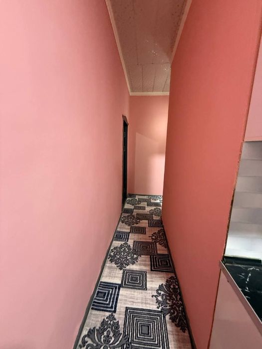 1-xonali 4-qavatda 31m² kvartira sotiladi.
5-qavatli g'ishtli dom.
Nar