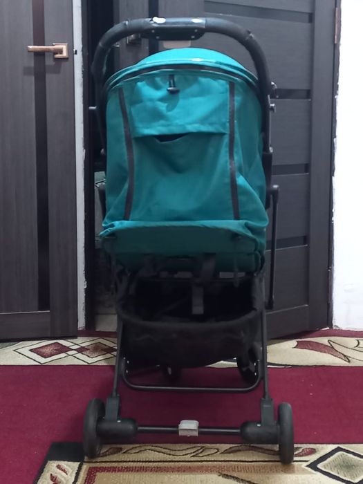 Каляска б/у , жағдайы жақсы.Көп пайдаланбаған.