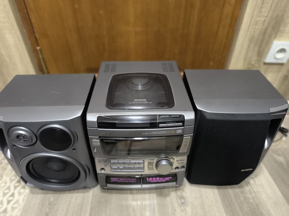 Продается музыкальный центр Aiwa