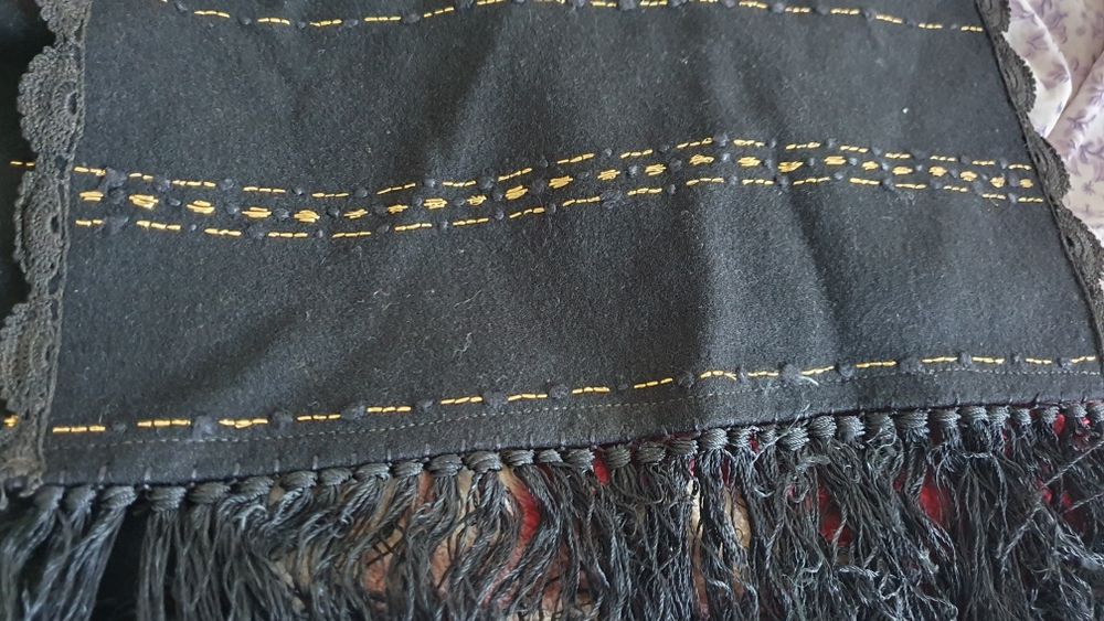 Catrinte costum popular poale, batic traistă