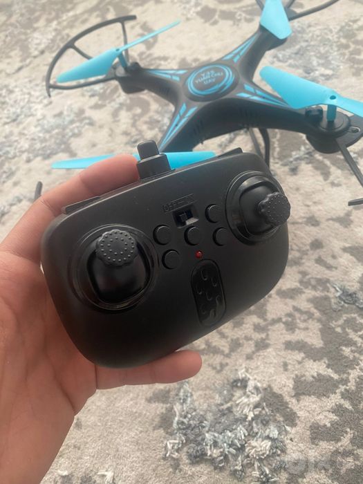 Drone ideal srochna sotiladi 2ta batareli