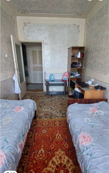 Срочно продаётся квартира Мирабадский р-н Куйлюк массив 4 2/4/4