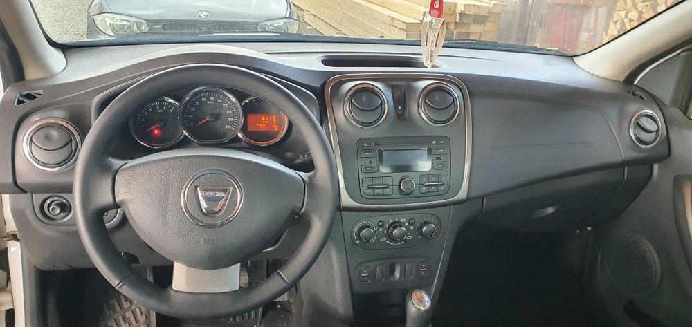 Dacia Logan  an 2015 euro5