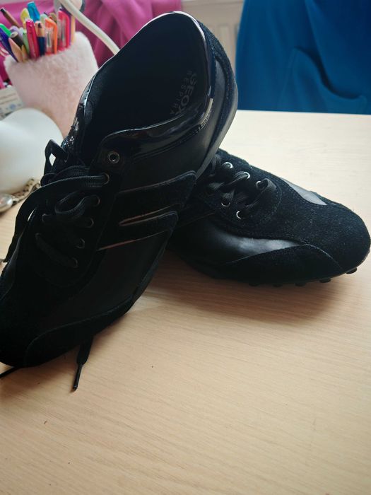 Vând pantofi casual geox respira