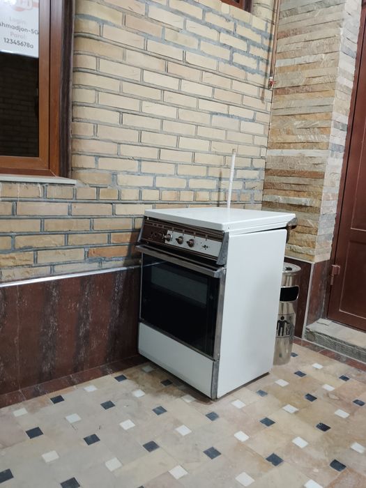 Газовая плита, в нормальном состоянии, б/у