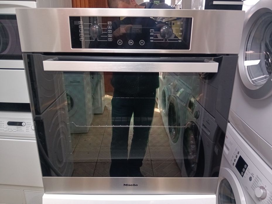 Иноксова фурна за вграждане Миеле Miele Made in Germany 2 год.Гаранция