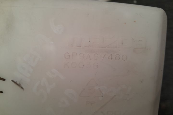 Vas lichid parbriz GP9A67480 GP9A67480 Mazda 6 GG (facelift)