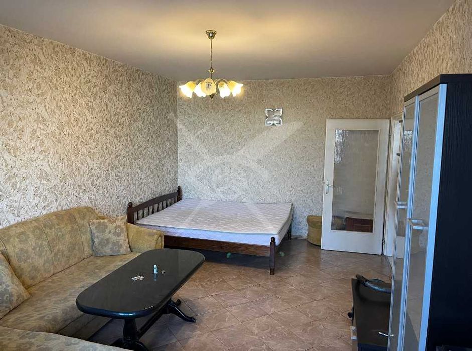 Продава се Тристаен апартамент в Пловдив, Кючук Париж - 70 кв.м за 1315 €/кв.м - Снимка #1