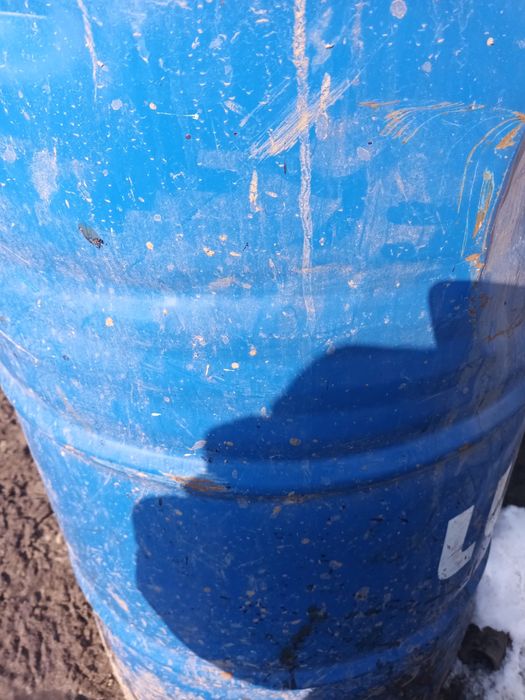 Vând 300 litri de ulei ars, preț 2 litru ,