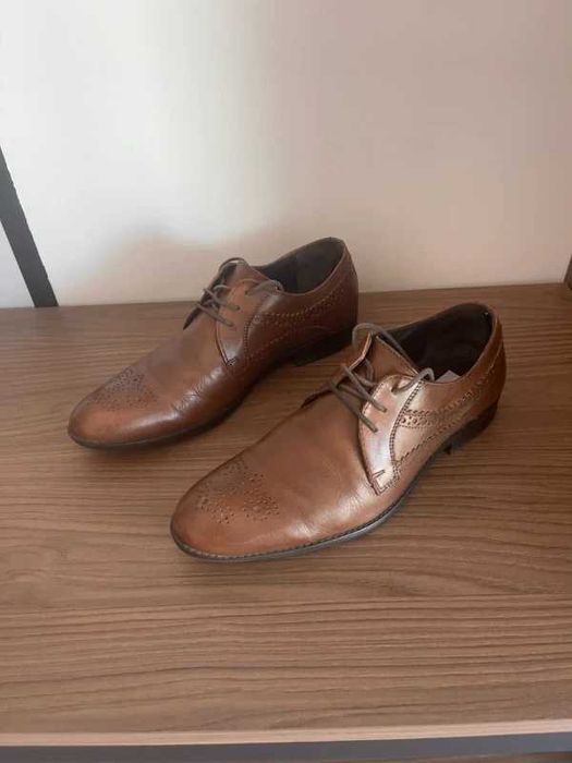 Pantofi Oxford Benvenuti, marime 39, stare foarte buna