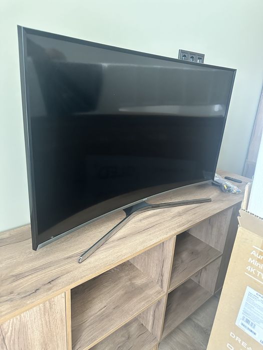 Телевизор SAMSUNG