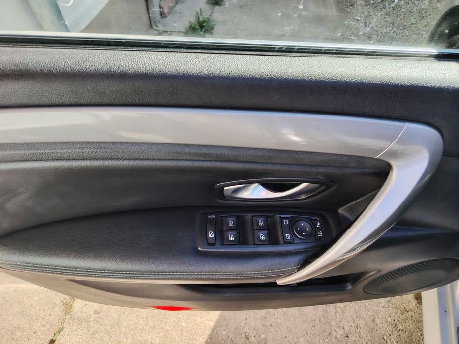 Vând Renault laguna 3