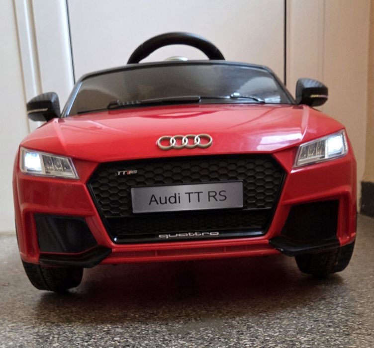 Акумулаторна кола с родителски контрол 6V AUDI TT ЧЕРВЕН