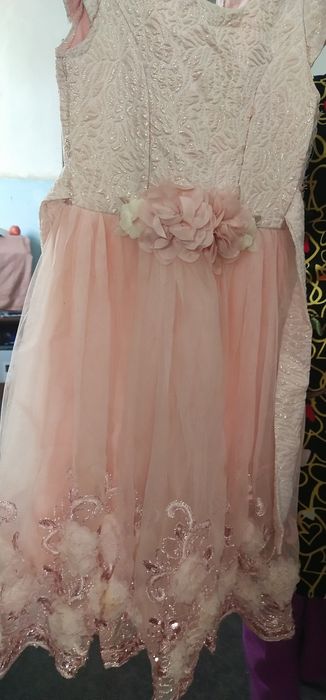 Кизлар куйлаги сотилади