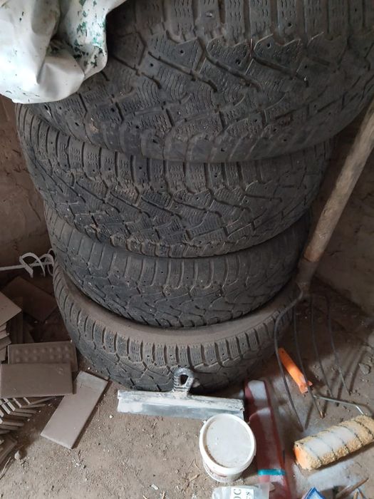 Покрышки комплект 265.65.R17.Продам.