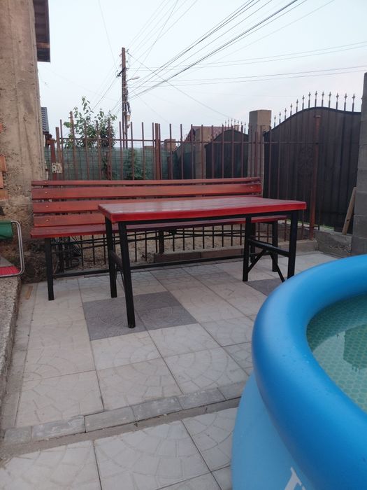 Masa gradina și banca ,2,30 m banca masă 1,50m..facem și la comanda