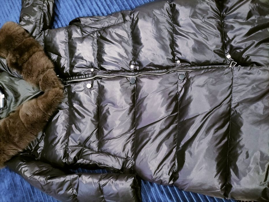 Продам зимнюю куртку Max Mara