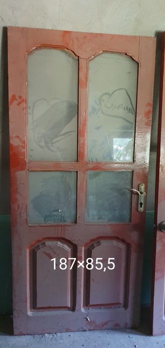 Межкомнотные двери 4 штук