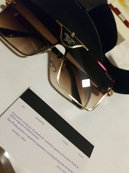 Ochelari de soare Prada cu card si Certificat