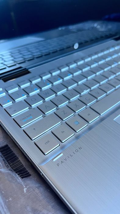 HP Pavilion x360 15" 2 в 1 - Чисто Нов/ Неизползван