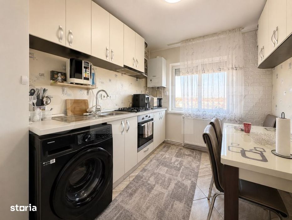 Apartament 3 camere, 75 mp, 2 balcoane, lift, Lido Deva