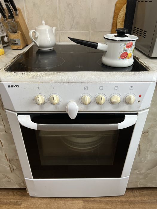 Плита BEKO 4 комфорки