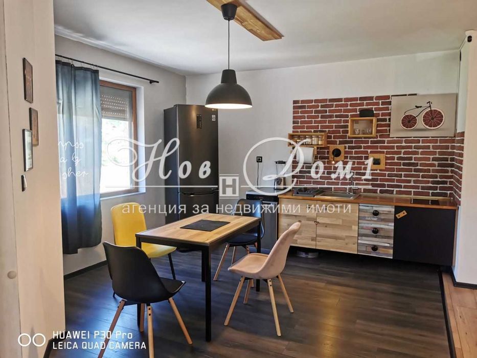 Продава се Тристаен апартамент в Варна, Възраждане 4 - 134 кв.м за 1974 €/кв.м - Снимка #3