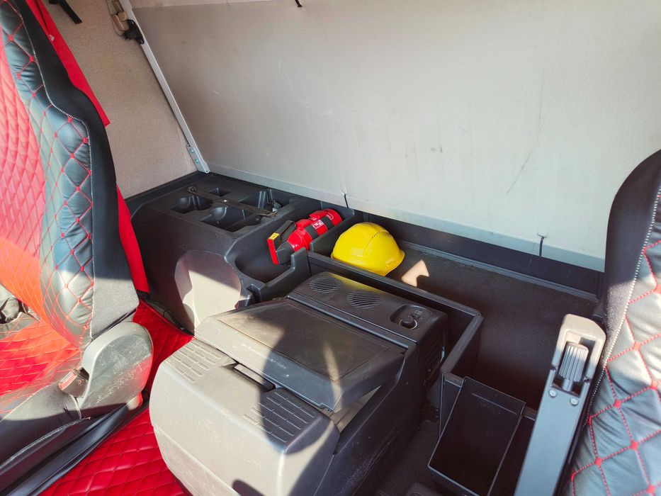 Cap Tractor MAN Tgx 18.500 Cutie Scania - Motor nou 150.000 Km