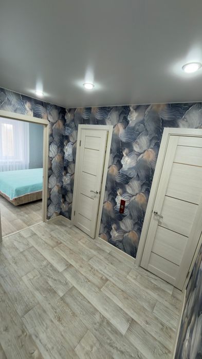 Сдам 2 комнатную квартиру район 17 школа