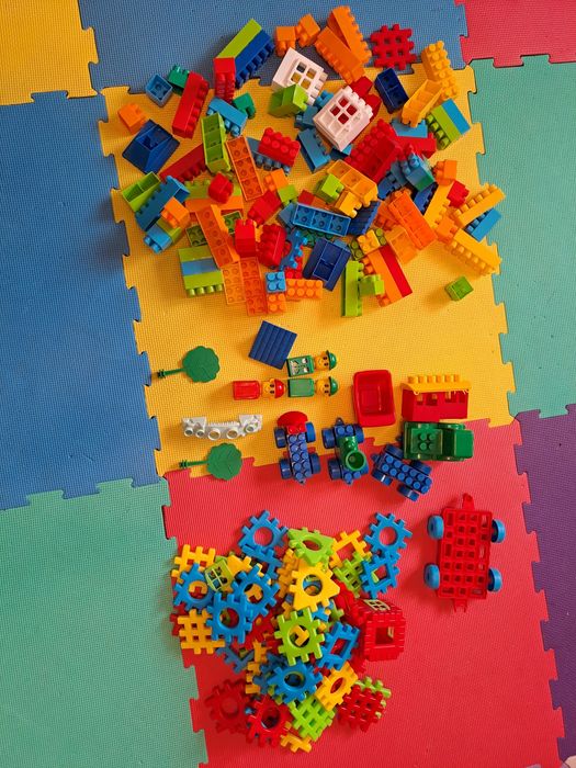 Jocuri de construit și stivuit