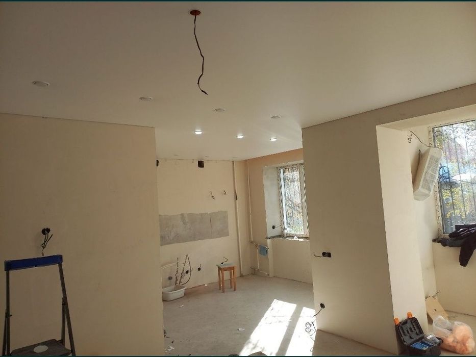 Натяжные потолки