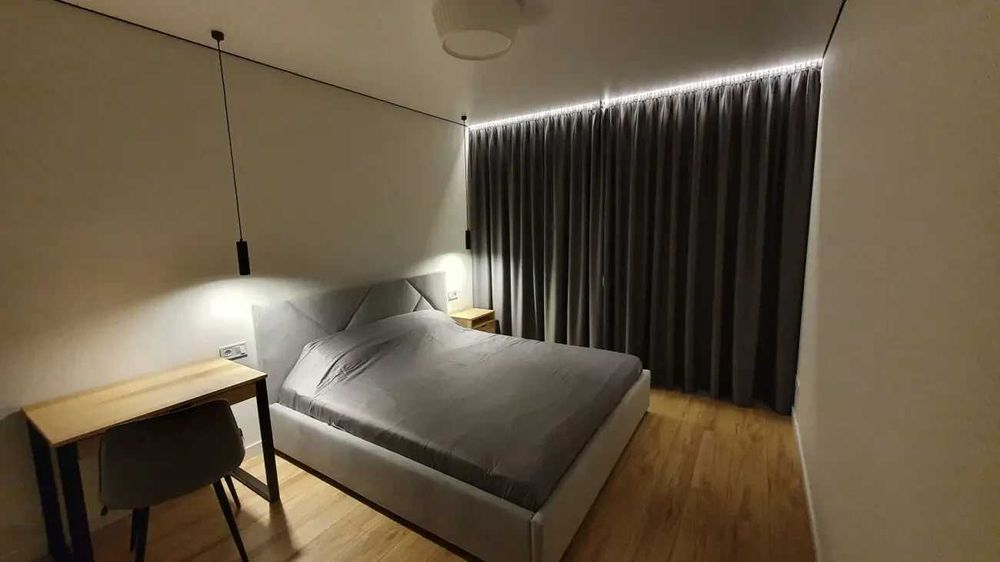 Дава се под наем Двустаен апартамент в София, Център - 55 кв.м за 407.49 € - Снимка #3