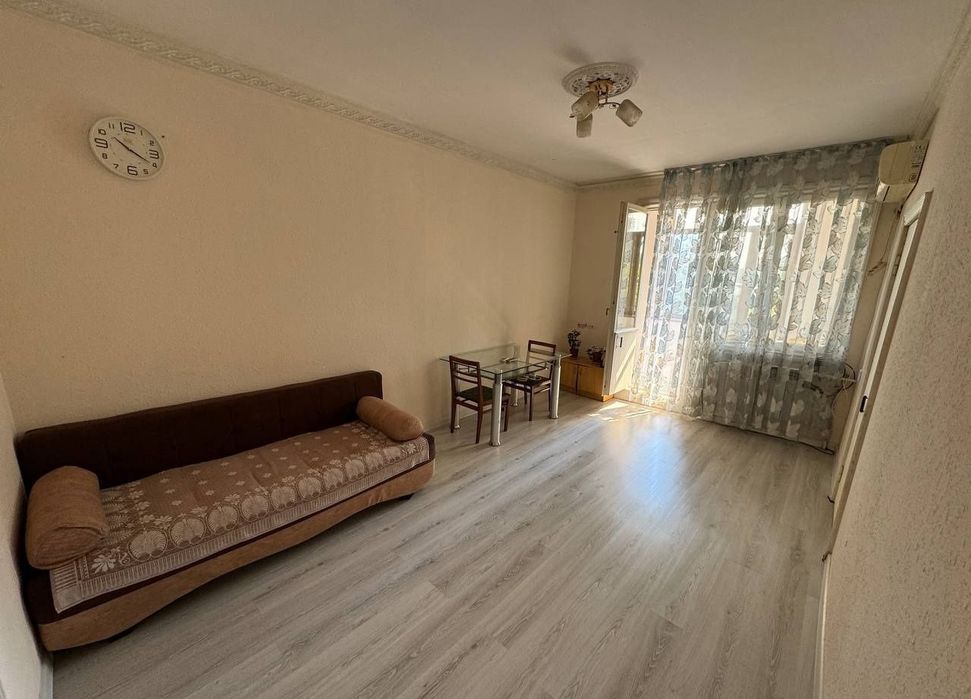 Чиланзар 8-й квартал Двухкомнатная Ориентир Makro Parus Supermarket