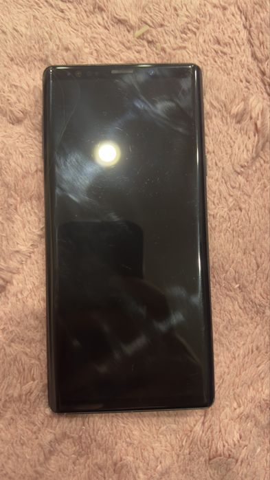 Продам планшет и 2 телефона