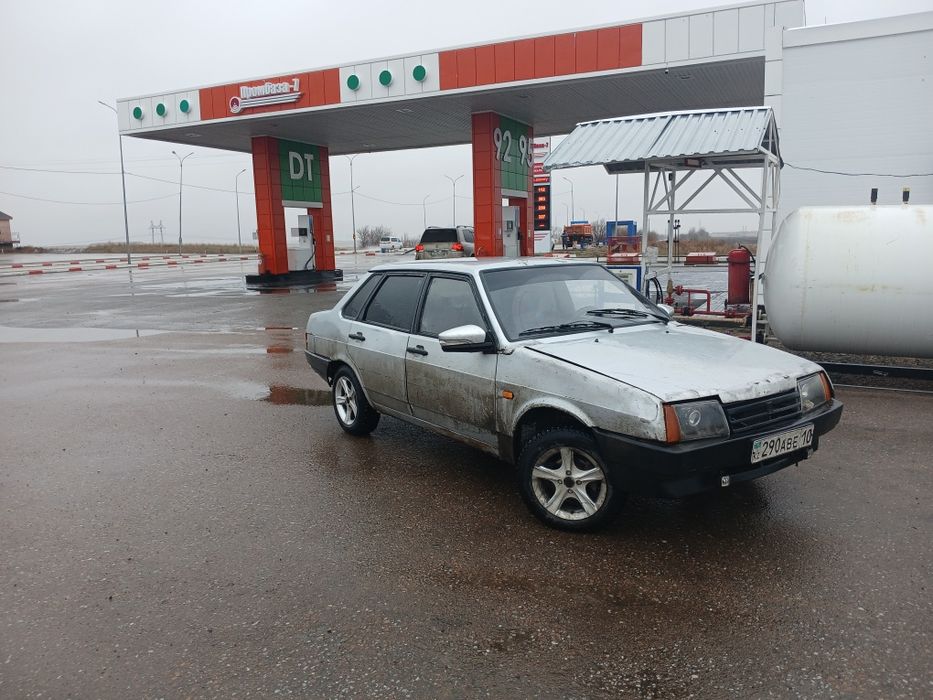 Ваз 21099 карбюратор .