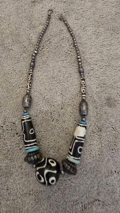 Colier Etnic Tribal / Boho-Chic – Mărgele Os Batik și Accente Turcoaz