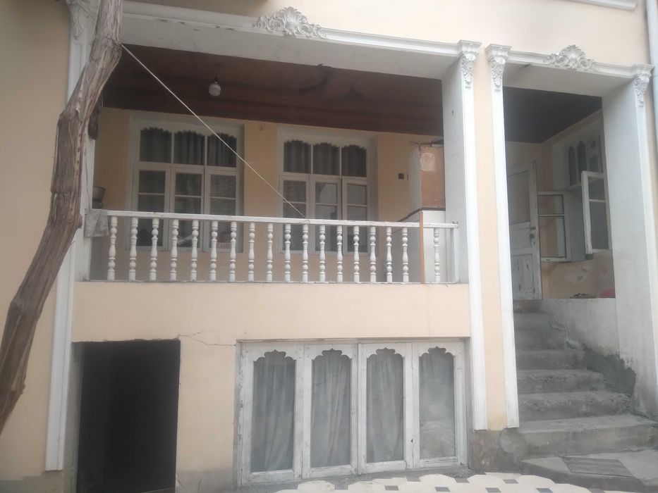 Чорси худудида ховли сотилади