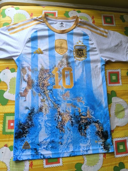 Детски футболни екипи