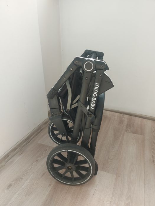 Продам детскую коляску