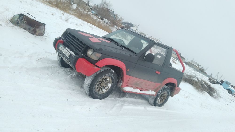 продам Митсубиси Паджеро пикап