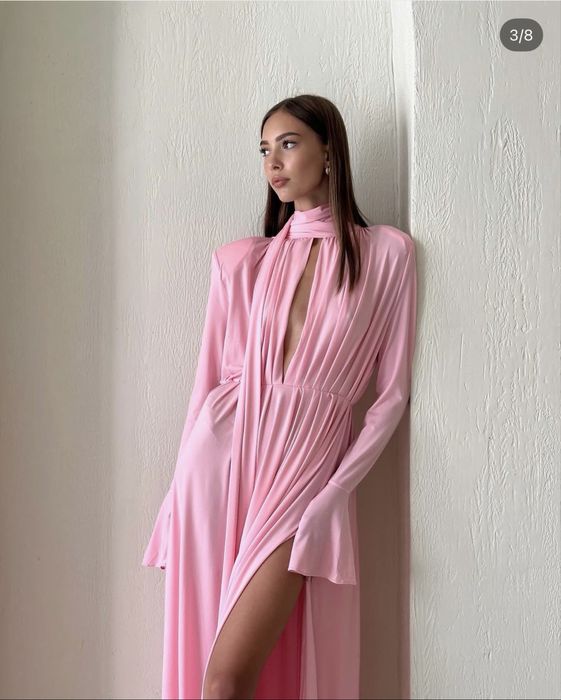 Продам платье от бренда Nora store