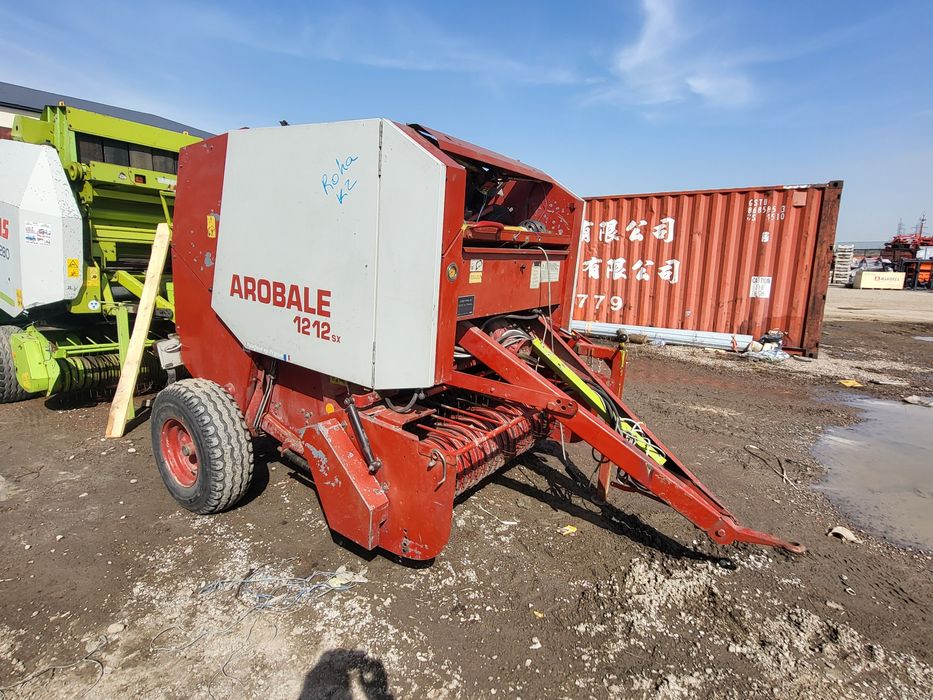 Пресс подборщик рулонный