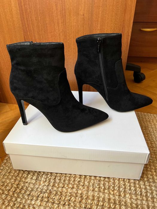 Елегантни черни боти на висок ток Jenny Fairy имитация велур